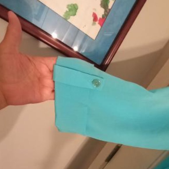 Long button-down blouse - Picture 3 of 7